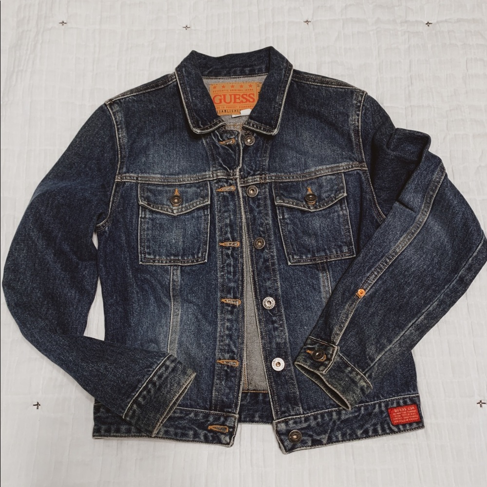 SOLD!!! Vintage Guess jean jacket ☎️